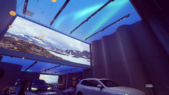 LED ceiling in Volvo saloon LED screen ceiling example